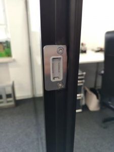 CRL Office System Striking Plate for Smart Entrance Lock